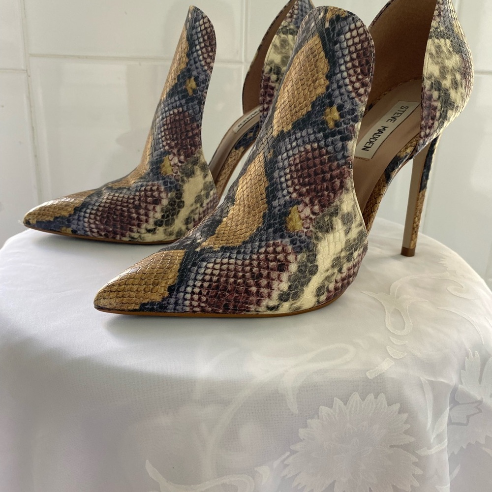 Steve Madden Multicolor Snakeskin Heels